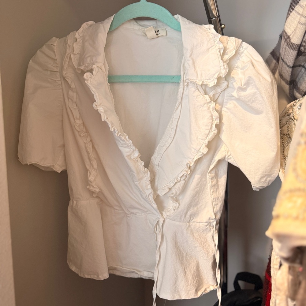 Privy White Ruffled Blouse - Picture 2 of 5